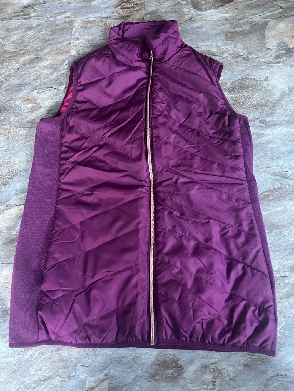Motherhood Maternity Outdoor Vest Size Small